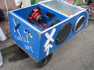 TIME'S UP! music system made from BicycleR Evolution trailer.